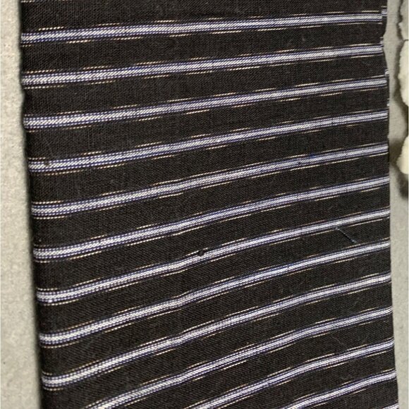 Fat Quarter 18x22 Black & White Striped Cotton Fabric Quilting Crafts - Picture 1 of 4